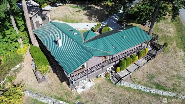 $945,000 | 17368 Maple Lane, La Conner, WA 98257