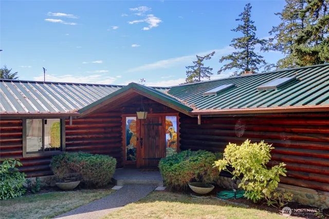 $945,000 | 17368 Maple Lane, La Conner, WA 98257