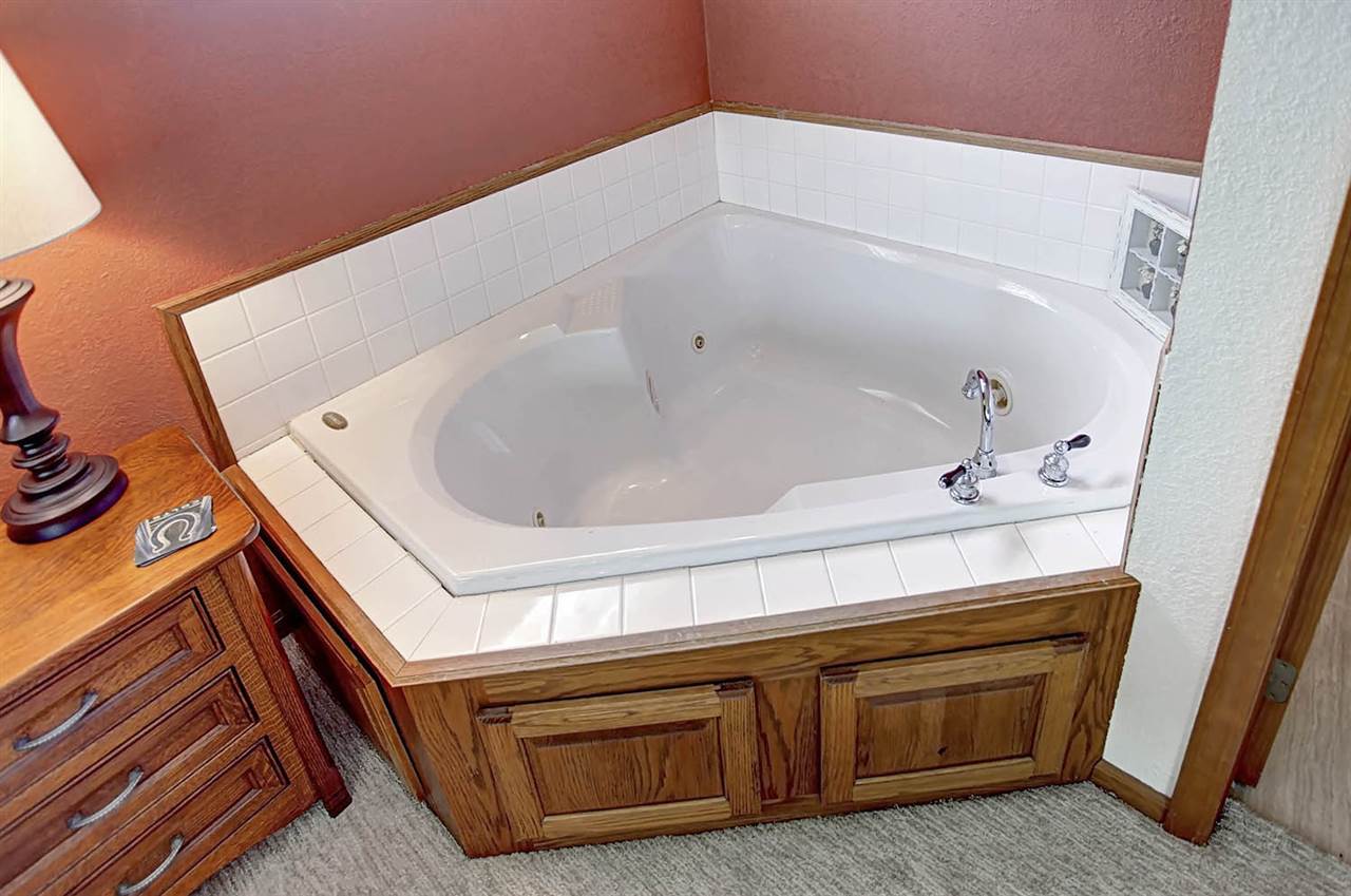 5000 Terry Lake Road Hamilton, IN 46742 - Photo 11 of 35