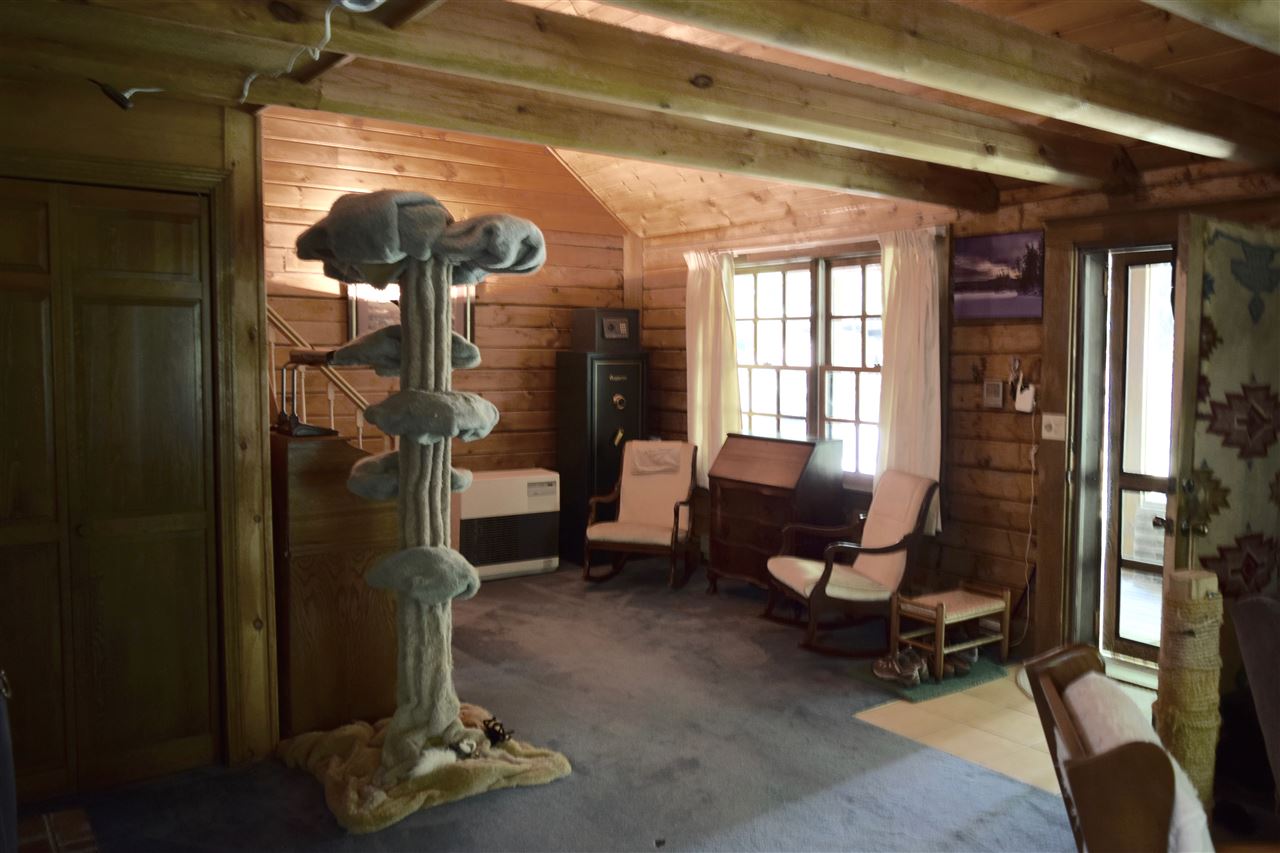 407 Athol Road Richmond, NH 03470 - Photo 4 of 30