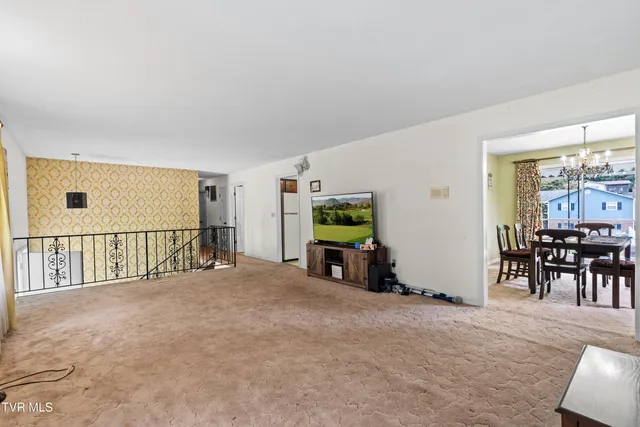 $307,400 | 1510 Sun Valley Drive, Greeneville, TN 37745