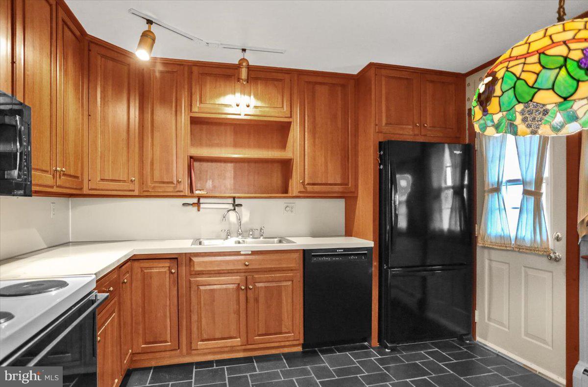 8 Curtis Road Kutztown, PA 19530 - Photo 7 of 36 Gallery Image 7