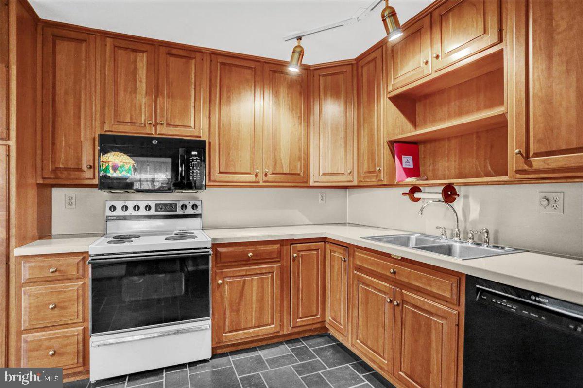 8 Curtis Road Kutztown, PA 19530 - Photo 8 of 36 Gallery Image 8
