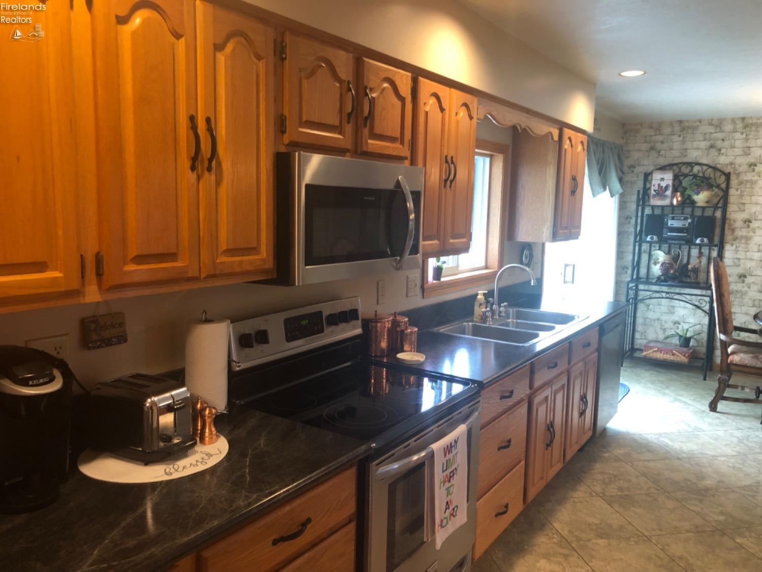 911 Bogart Road Huron, OH 44839 - Photo 19 of 64 Gallery Image 19