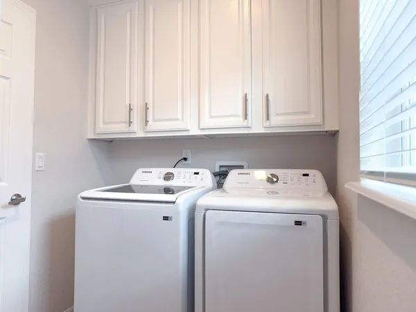 $2,700 | 389 Northeast Sand Dune Way, Jensen Beach, FL 34957