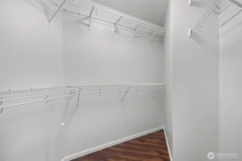 $499,950 | 232 Belmont Avenue East, Unit 201, Seattle, WA 98102