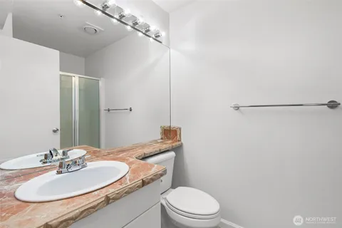 $499,950 | 232 Belmont Avenue East, Unit 201, Seattle, WA 98102