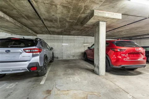 $499,950 | 232 Belmont Avenue East, Unit 201, Seattle, WA 98102