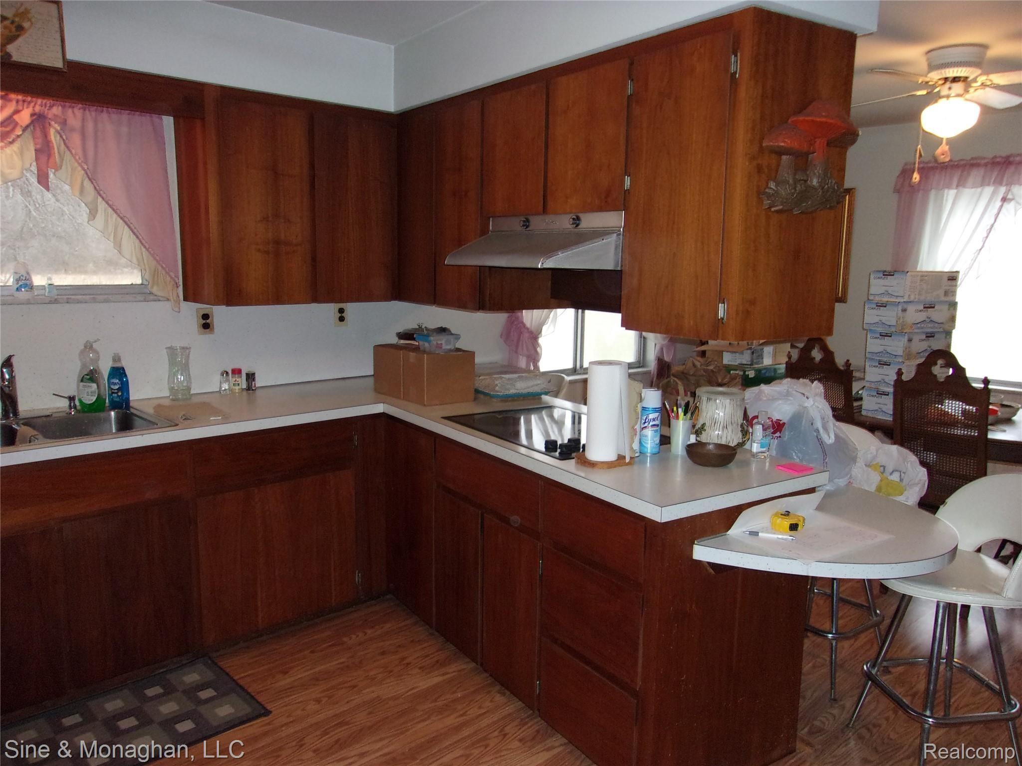 6020 Shea Road Marine City, MI 48039 - Photo 16 of 36 100_0632.JPG