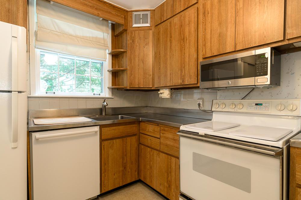 1883 Andover Road Columbus, OH 43212 - Photo 16 of 29 Gallery Image 16