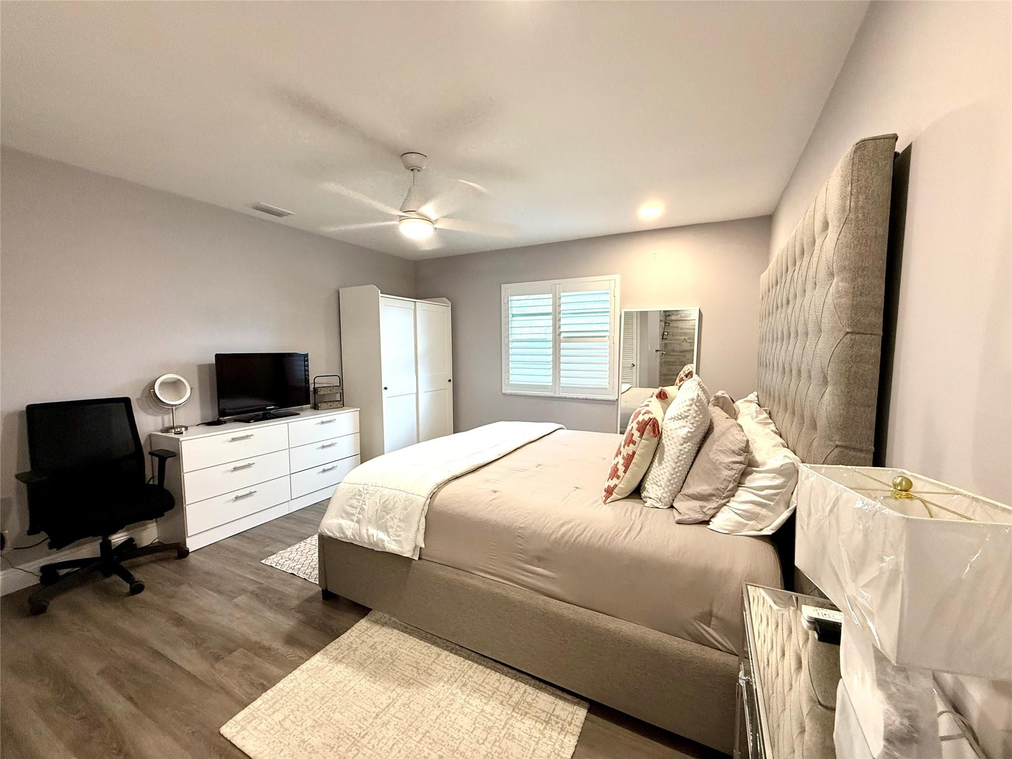 20862 Vinesta Circle, Unit 307 Boca Raton, FL 33433 - Photo 12 of 22 Photo 12