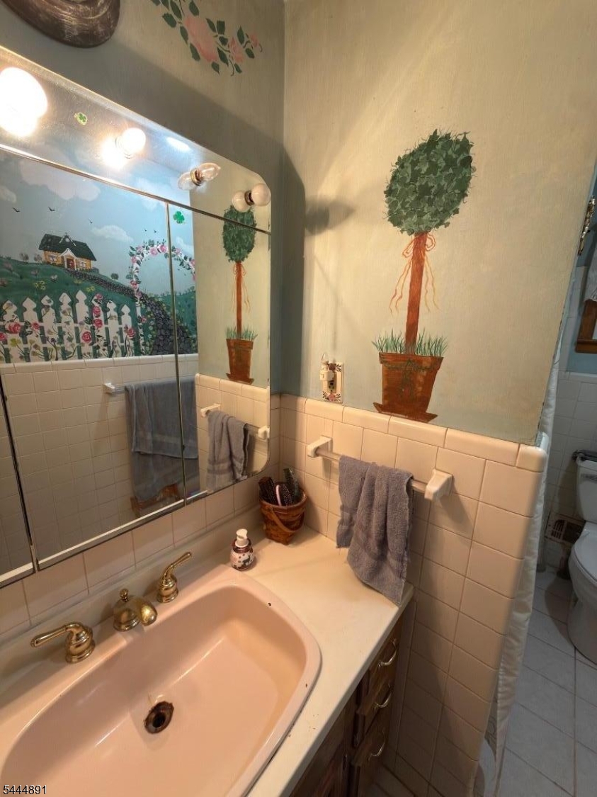 24 Beardslee Road Millstone, NJ 08844 - Photo 16 of 19