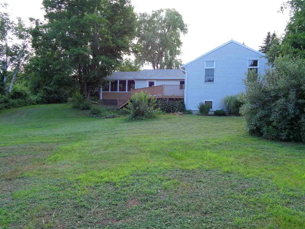 115 Adams Road Londonderry, NH 03053 - Photo 2 of 21