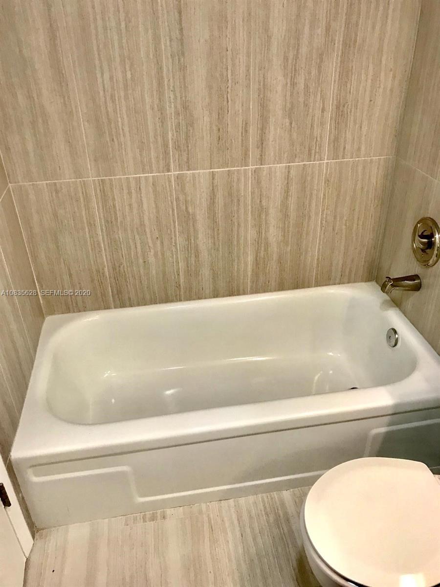 86 Mansfield D Boca Raton, FL 33434 - Photo 13 of 29 full bath