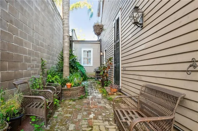 $419,000 | 1312 Chartres Street, Unit 1312, New Orleans, LA 70116