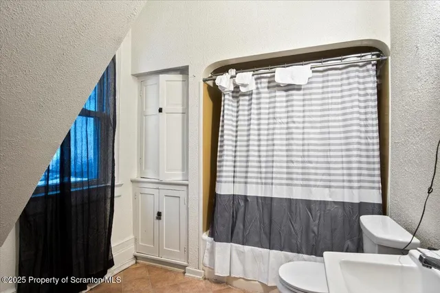 $820,000 | 622 Jefferson Avenue, Scranton, PA 18510