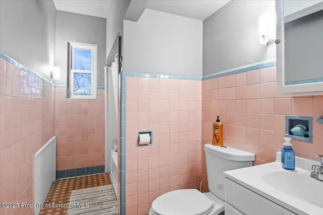 $820,000 | 622 Jefferson Avenue, Scranton, PA 18510