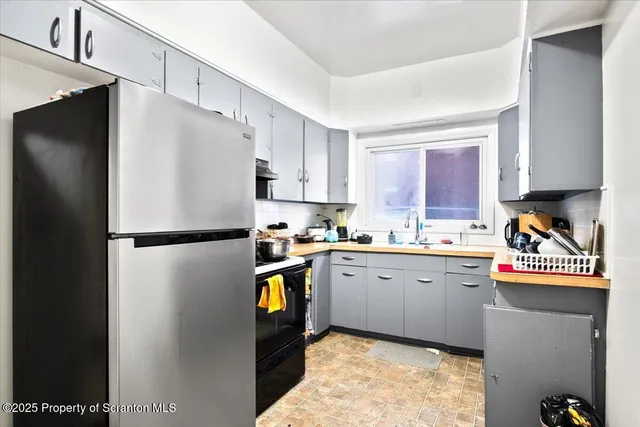 $820,000 | 622 Jefferson Avenue, Scranton, PA 18510