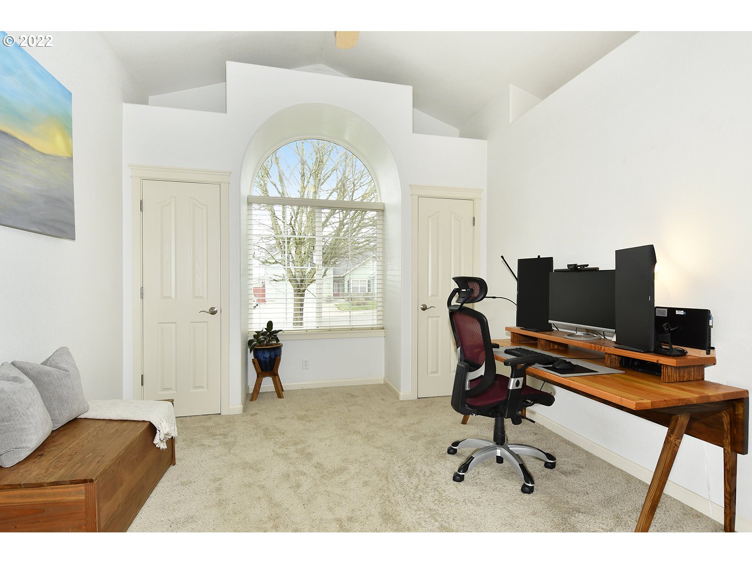 829 T Street Springfield, OR 97477 - Photo 12 of 20 a view of workspace with a window