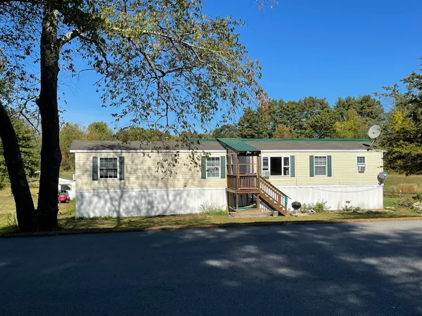 $295,000 | 19 Back Ashuelot Road, Winchester, NH 03470