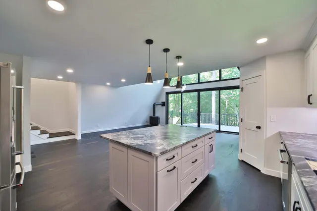 $884,999 | 948 Bass Lake Road, Lake Shore, MN 56468