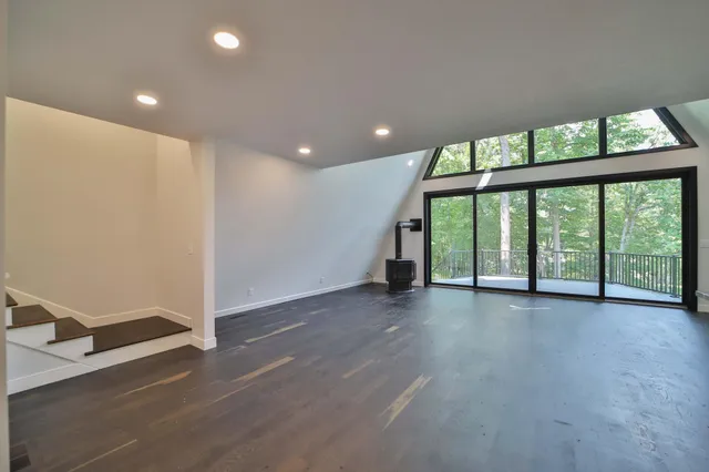 $884,999 | 948 Bass Lake Road, Lake Shore, MN 56468