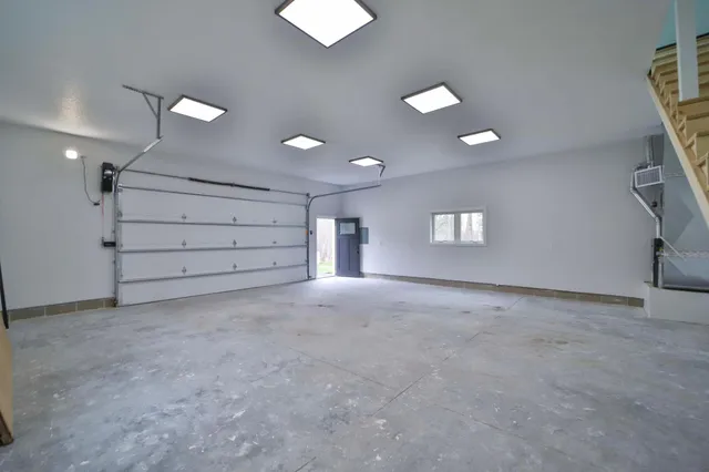 $884,999 | 948 Bass Lake Road, Lake Shore, MN 56468