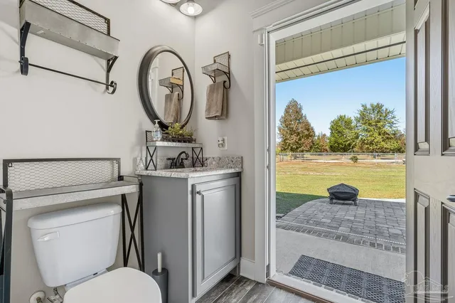 $1,010,000 | 3550 Molino Road, Molino, FL 32577