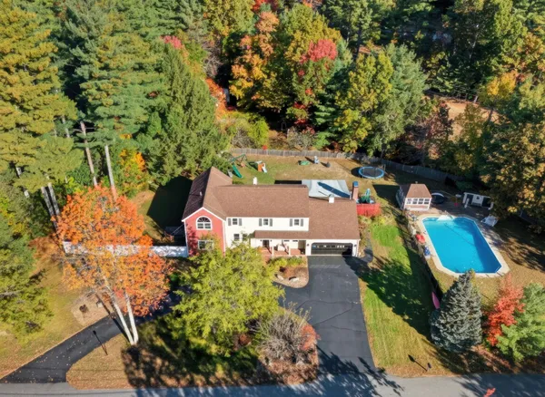$1,015,000 | 11 Wendover Way, Bedford, NH 03110