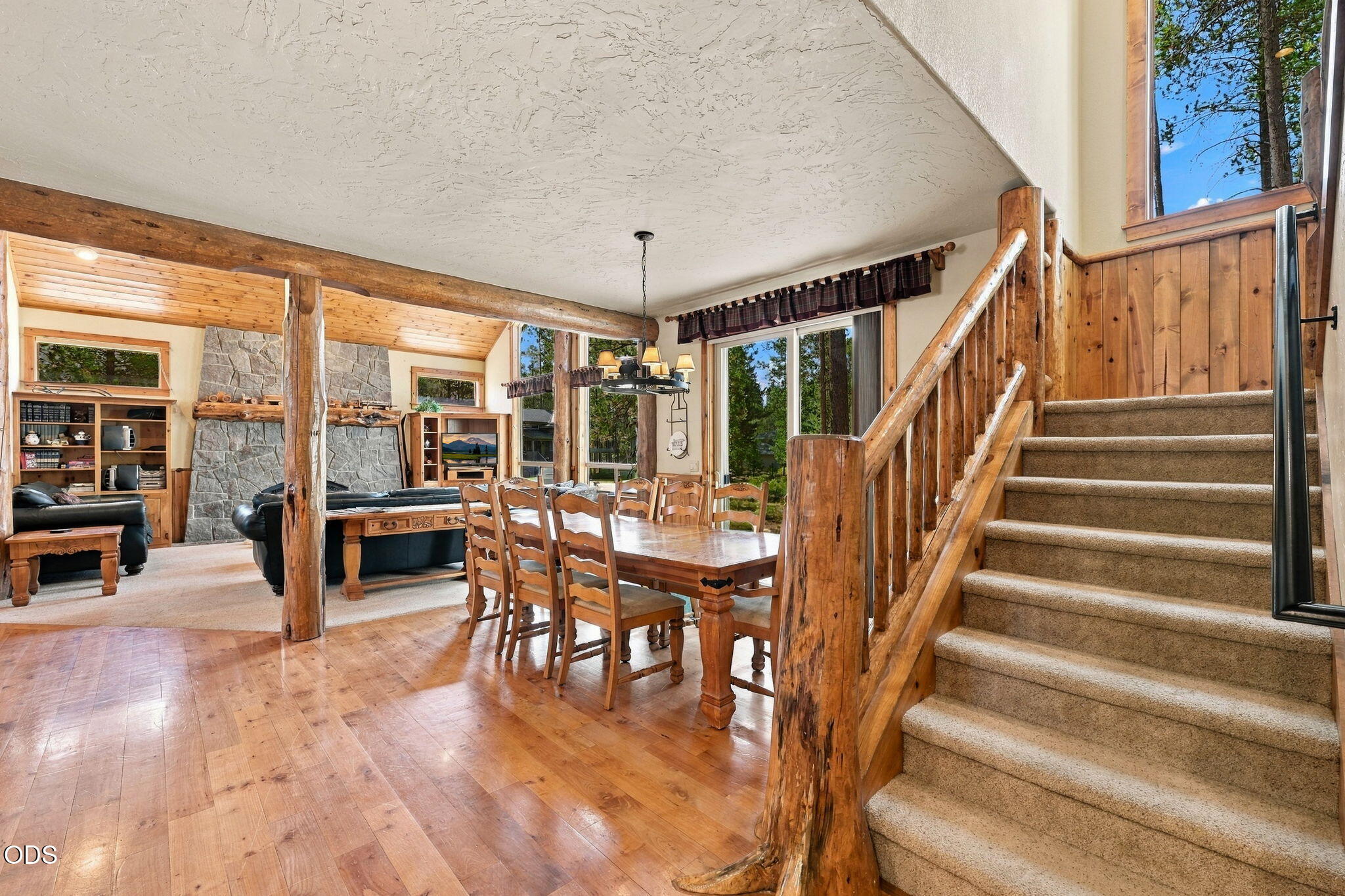 18211 Oregon Loop, Unit 1 Sunriver, OR 97707 - Photo 30 of 72 Gallery Image 30