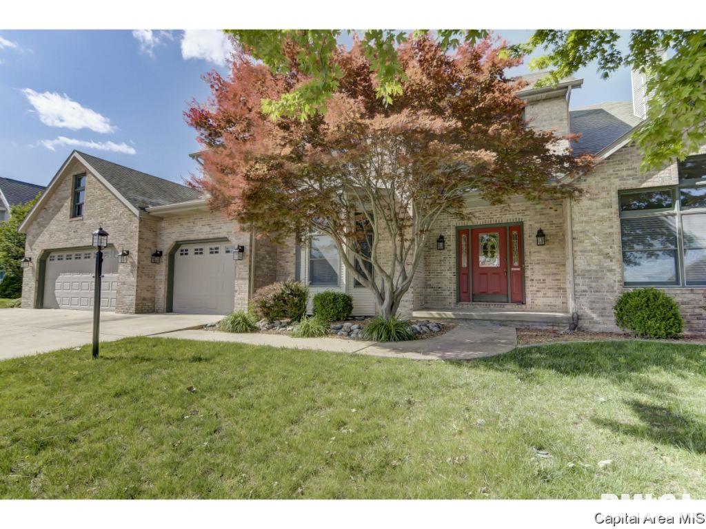 2609 Hastings Road Chatham, IL 62629 - Photo 2 of 33 Gallery Image 2