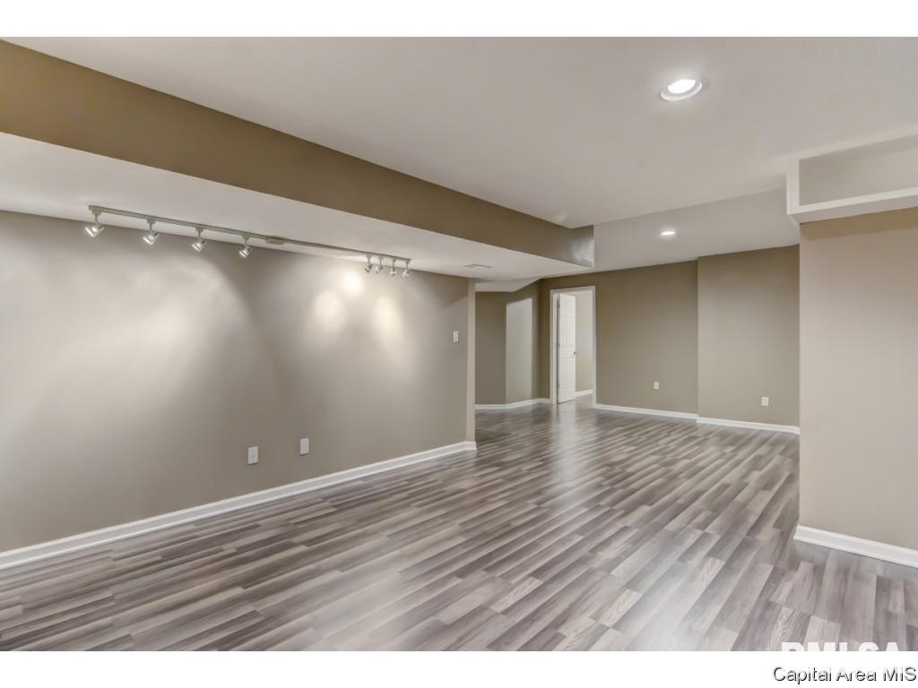 2609 Hastings Road Chatham, IL 62629 - Photo 26 of 33 Gallery Image 26