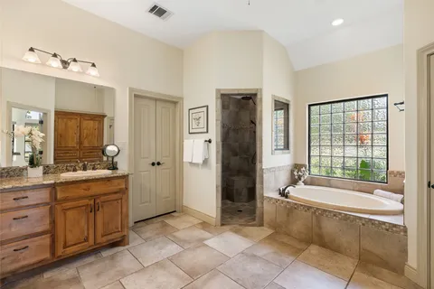 $935,000 | 343 Colorado Drive, Cedar Creek, TX 78612