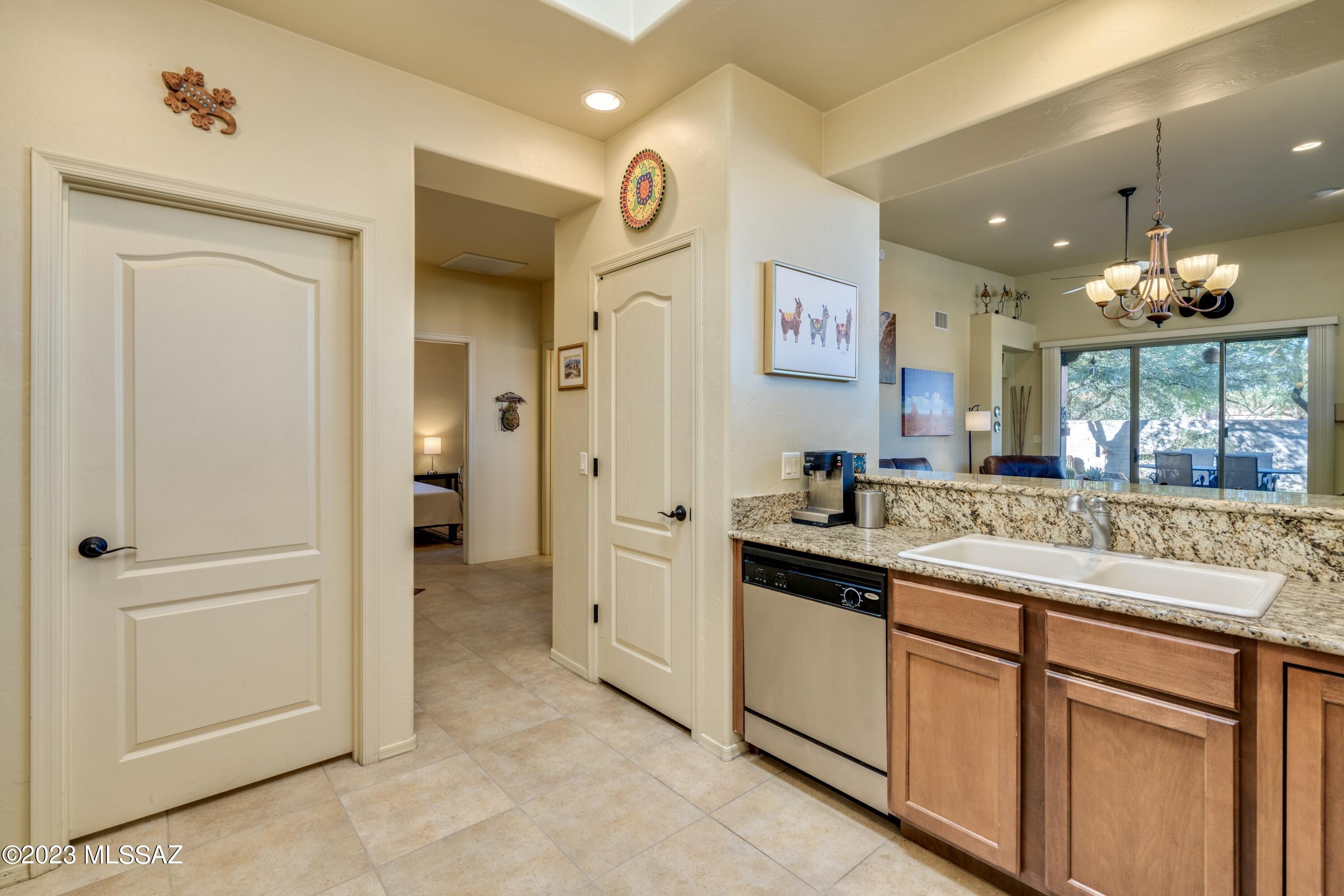 223 East Spring Sky Street Tucson, AZ 85737 - Photo 21 of 37