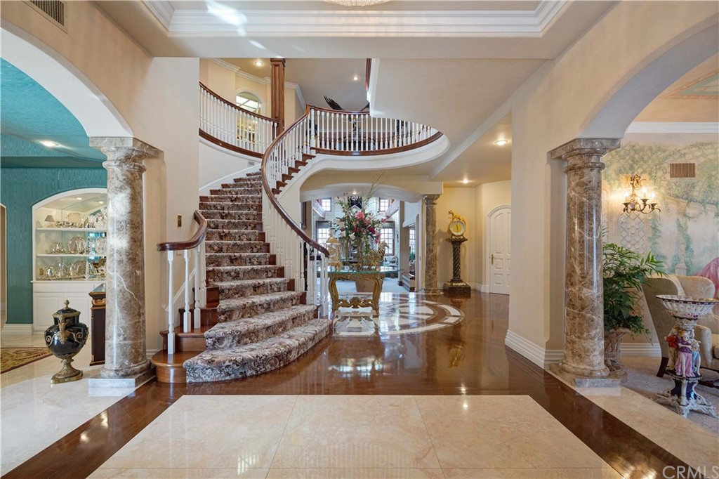 15733 Juniper Peak Road Weed, CA 96094 - Photo 26 of 74 a view of a livingroom with furniture and staircase