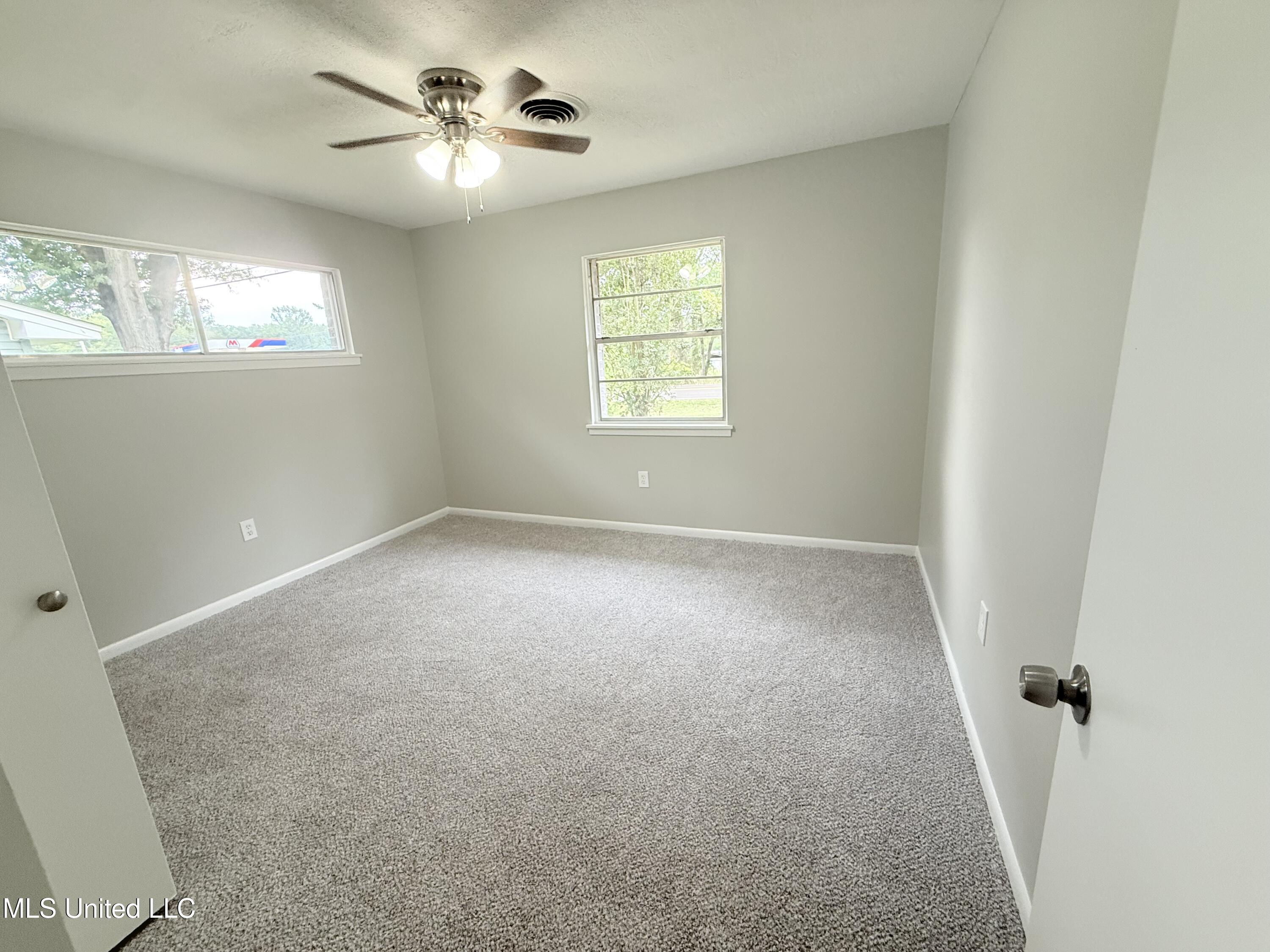 408 Cleary Road Richland, MS 39218 - Photo 20 of 40 IMG_6049