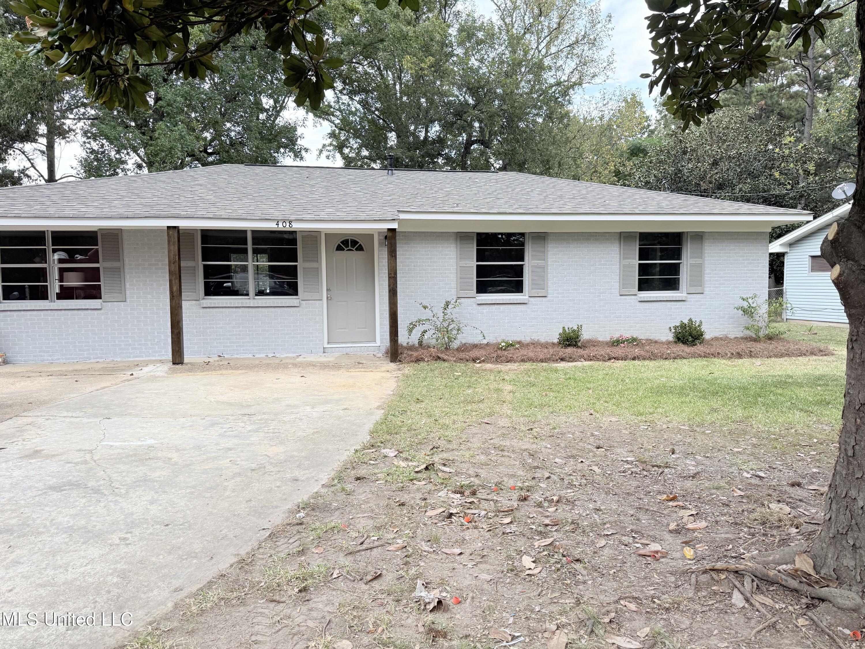 408 Cleary Road Richland, MS 39218 - Photo 2 of 40 IMG_6058