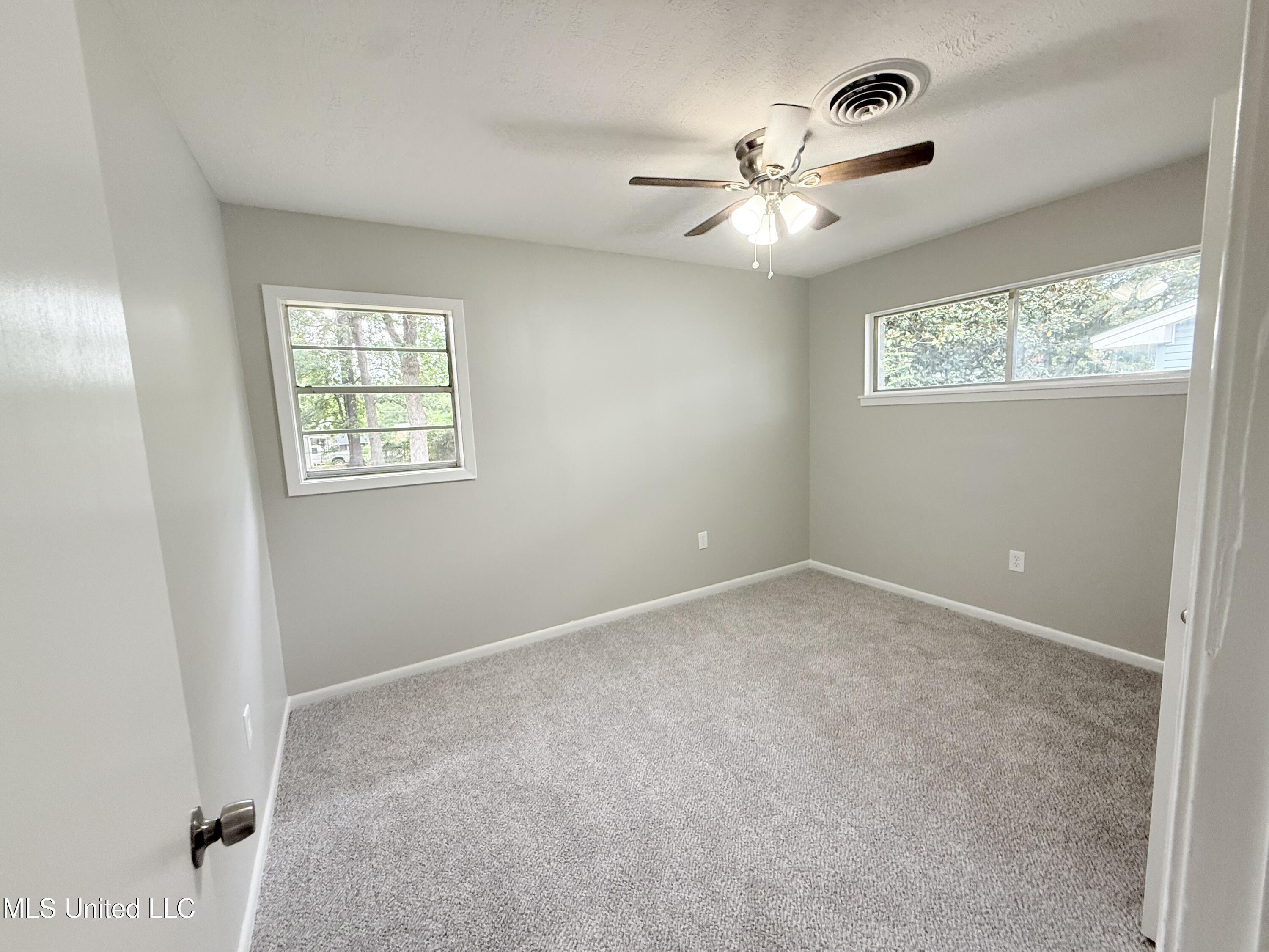 408 Cleary Road Richland, MS 39218 - Photo 23 of 40 IMG_6046