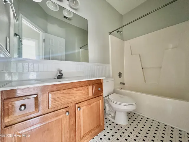 $2,475 | 910 Highgrove Drive, Chapel Hill, NC 27516