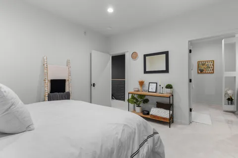 $949,900 | 311 East Erie Street, Unit 408, Milwaukee, WI 53202