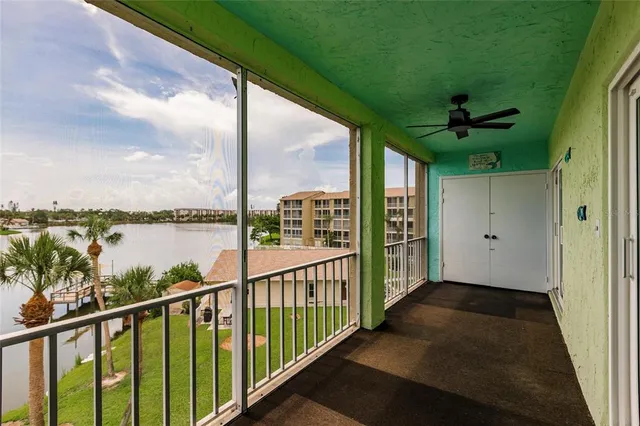 $138,900 | 3635 Lake Bayshore Drive, Unit J410, Bradenton, FL 34205