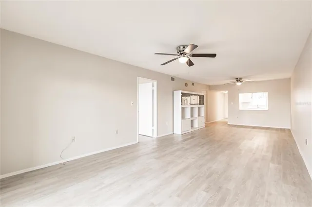 $138,900 | 3635 Lake Bayshore Drive, Unit J410, Bradenton, FL 34205