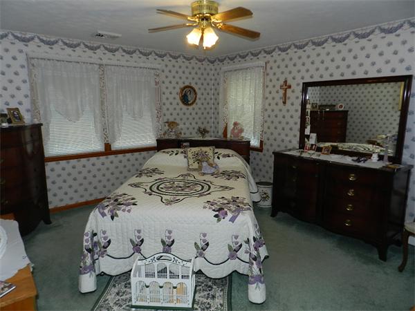 29 Stoneleigh Road Worcester, MA 01606 - Photo 9 of 14 Gallery Image 9