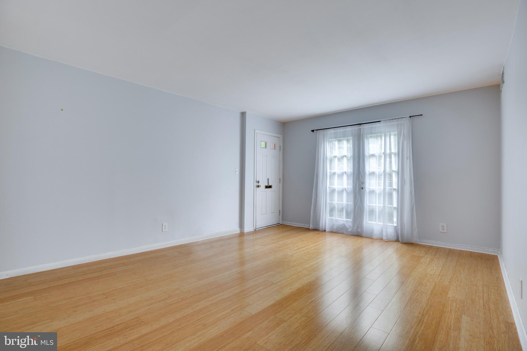 4629 28th Road South Arlington, VA 22206 - Photo 5 of 21 Gallery Image 5