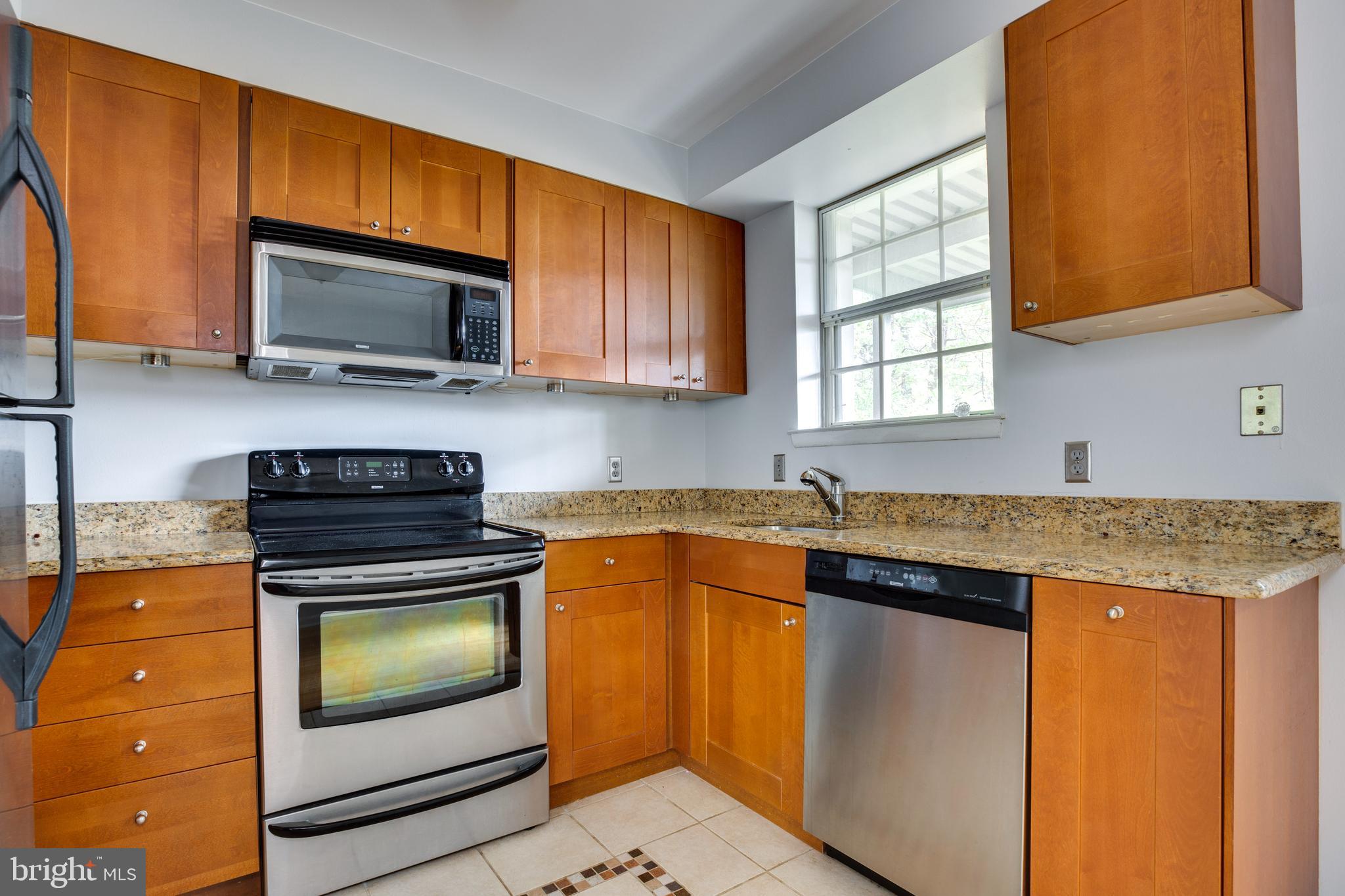 4629 28th Road South Arlington, VA 22206 - Photo 8 of 21 Gallery Image 8