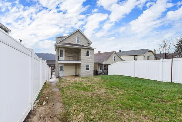 $245,000 | 534 Pine Street, Ambridge, PA 15003