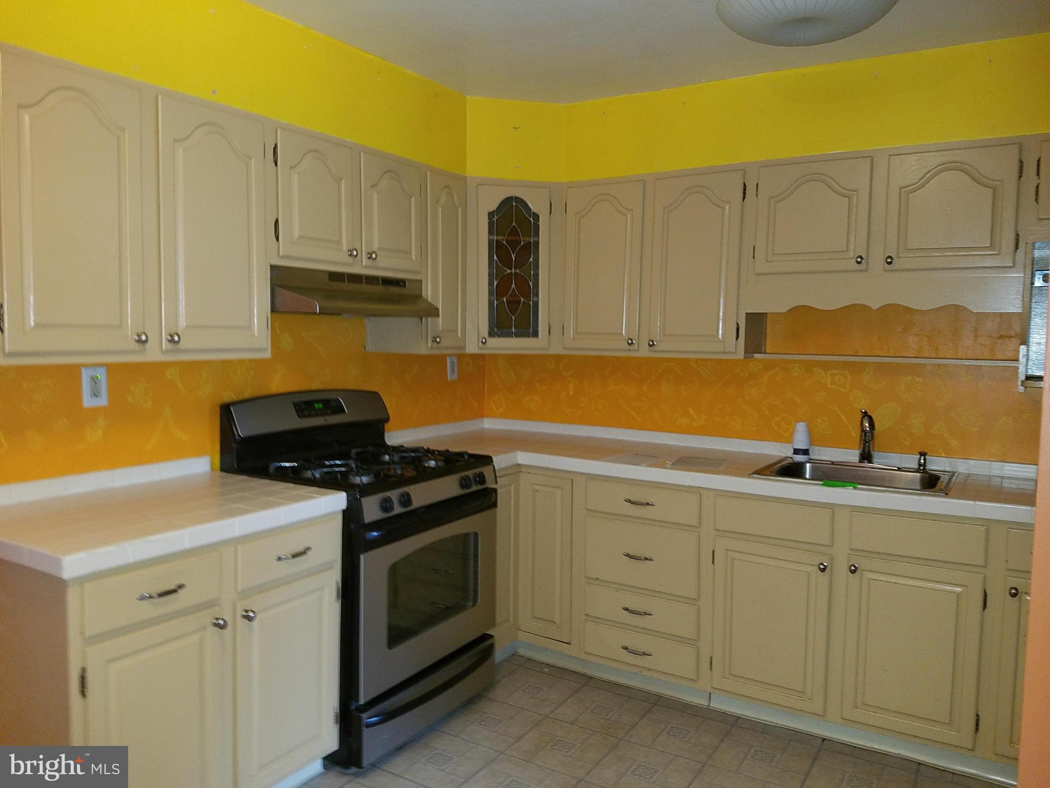 1629 Inverness Avenue Baltimore, MD 21230 - Photo 17 of 28 Interior (General)