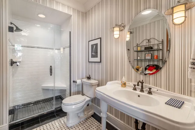 $6,495,000 | N30W28853 West Lakeside Drive, Delafield, WI 53072