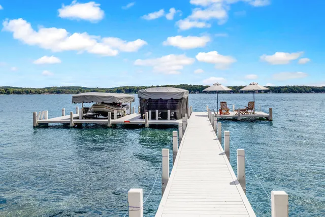 $6,495,000 | N30W28853 West Lakeside Drive, Delafield, WI 53072