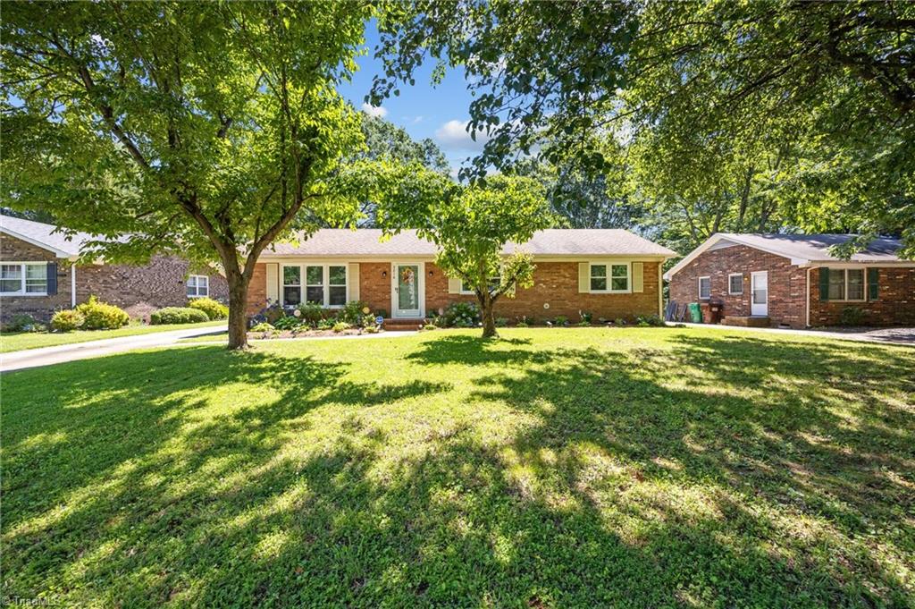 3216 Pine Needles Road High Point, NC 27265 - Photo 1 of 29